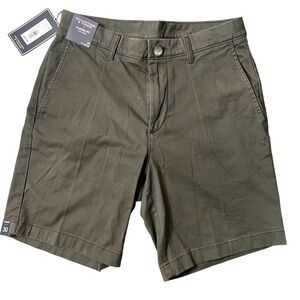 Roundtree & Yorke Men's Classic Fit Olive Green 8” Flat Front Shorts size 30